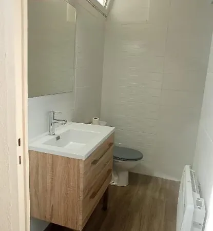 Halles Et Appartement